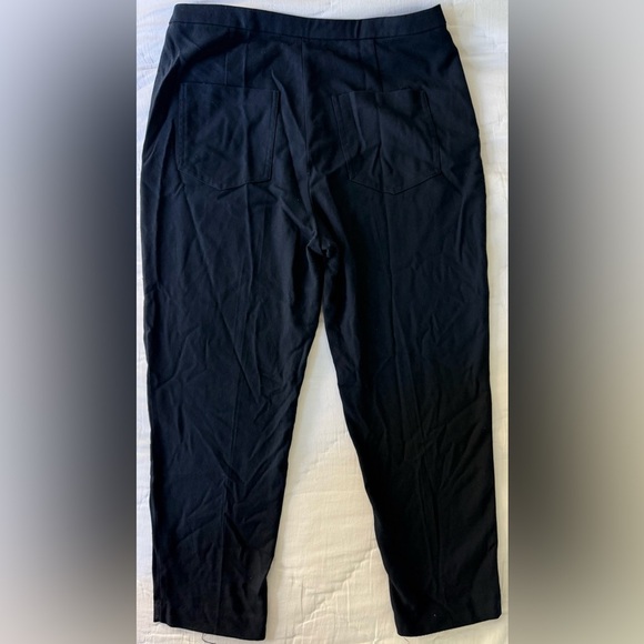 Zara Trafaluc Navy Cropped Pants – Size WM L | Soft Cotton-Blend Trousers EUC - Picture 9 of 10